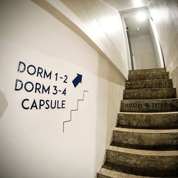 Slumber Soi 1 Hostel *