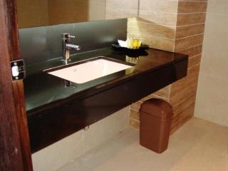 Bangkok City Hotel Khách sạn 3*