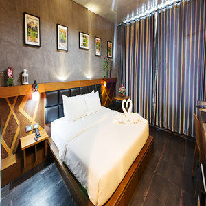 B2 - Srinakarin Banguecoque
