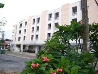Thanapa Mansion Guest house *