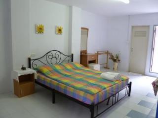 Thanapa Mansion Guest house
