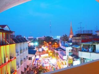 Sakul House Hostel