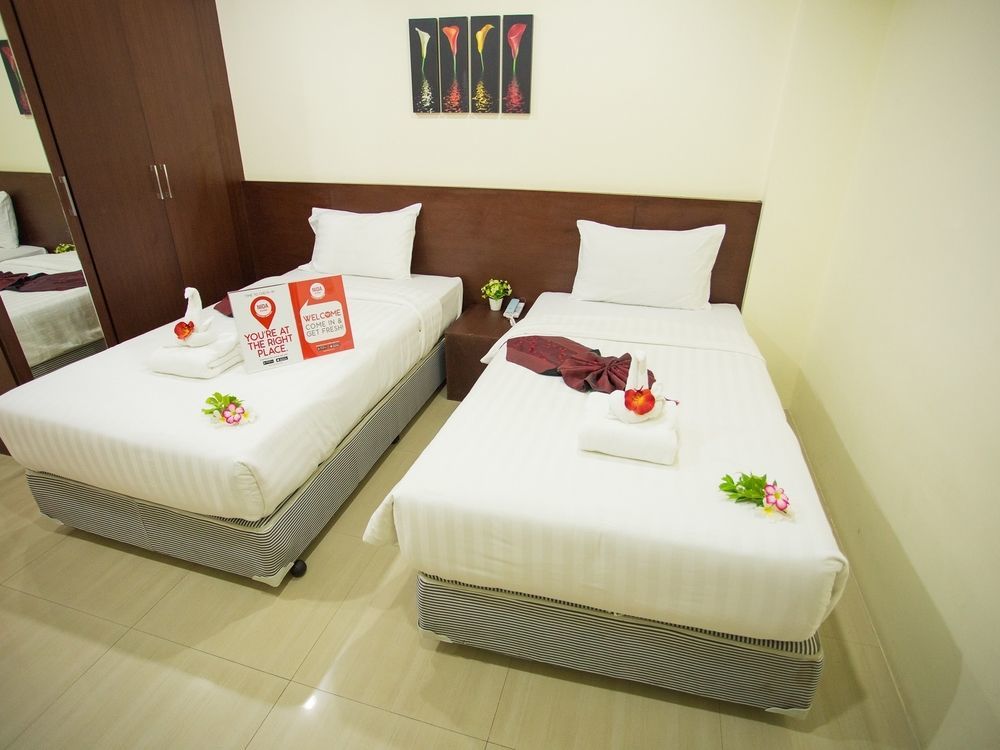 Nida Wongsawang 19 Plaza 3*