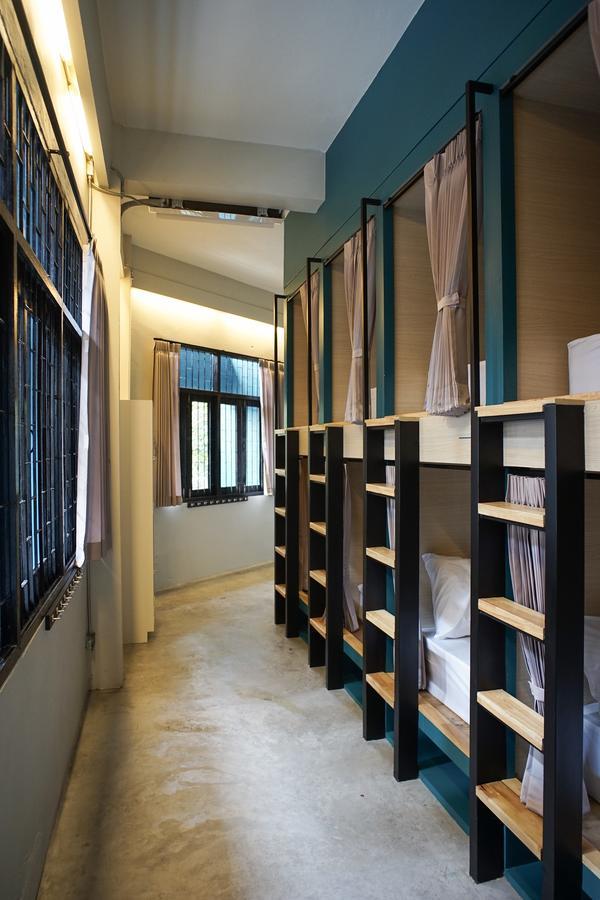 Bunny Burrow Hostal *