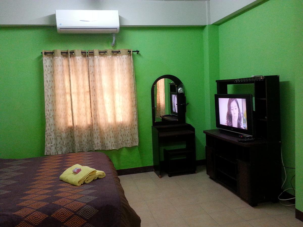 Roong-arun Casa de hóspedes
