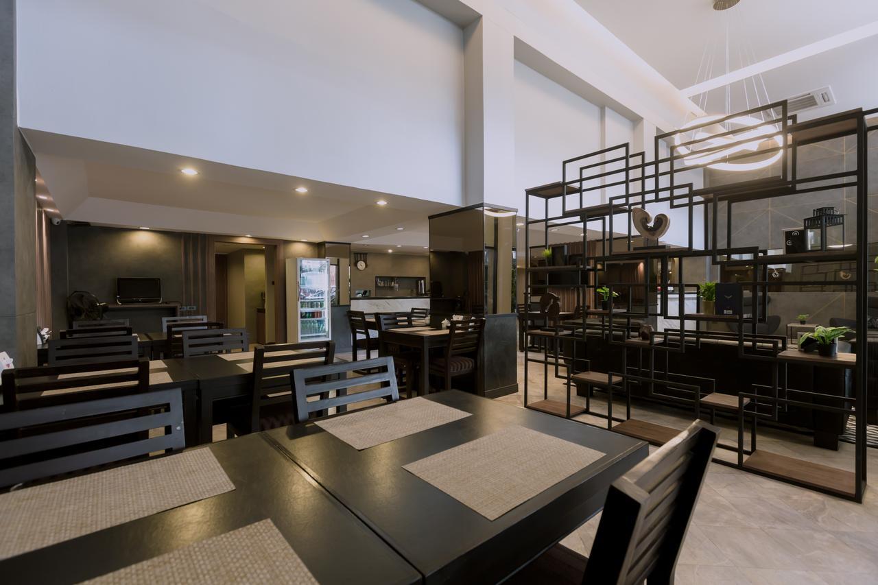 Maxim's Hotel Bangkok