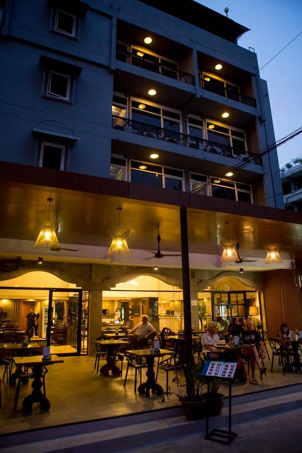 Maxim's Bangkok