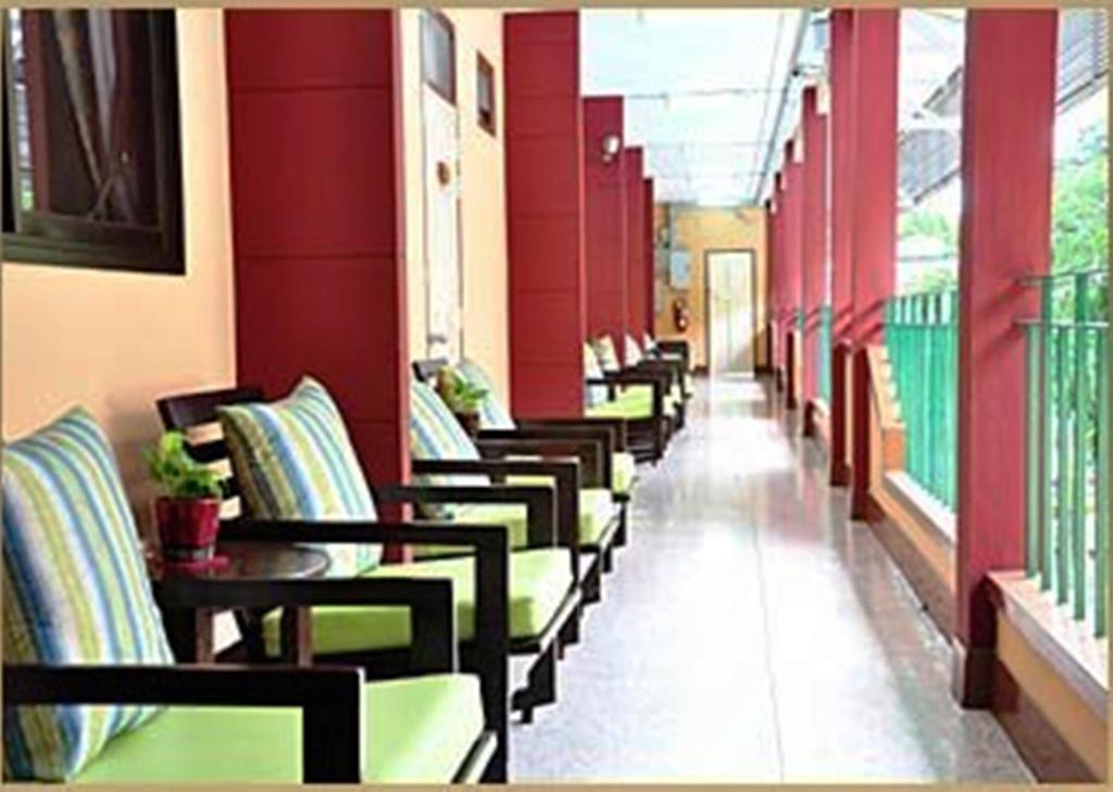 Swan Hotel 2*