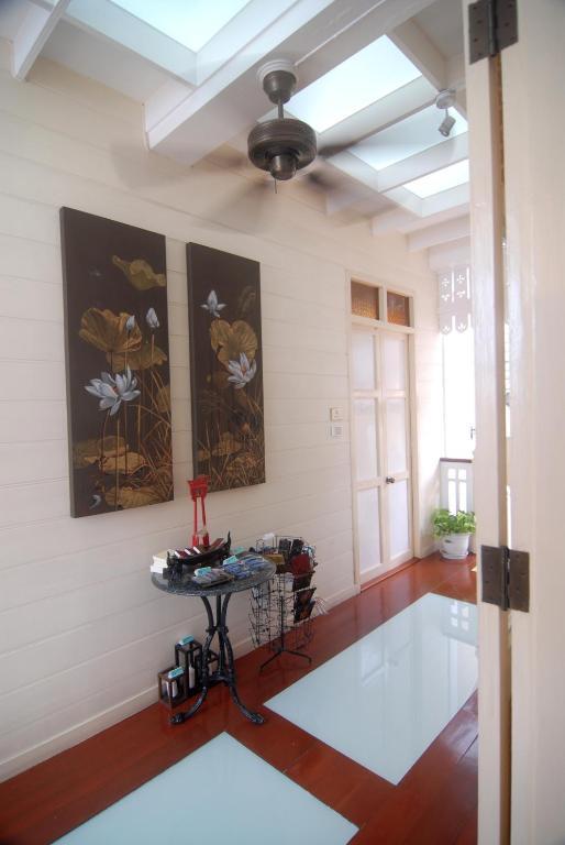 Hostal Baan Dinso *