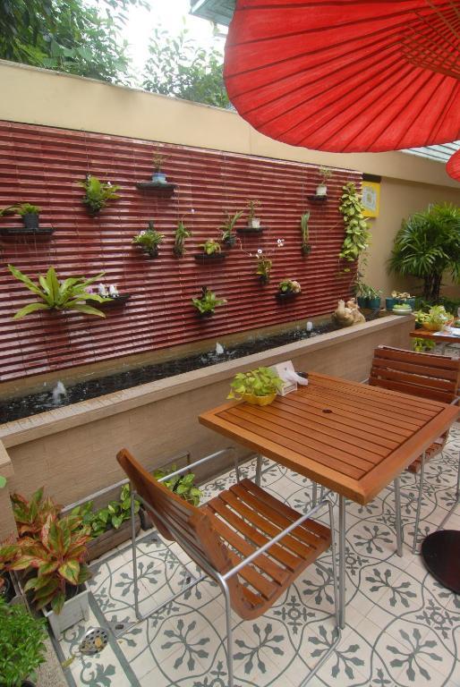 Baan Dinso Hostal *