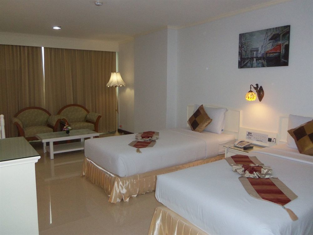 Hotel Bay Srinakarin