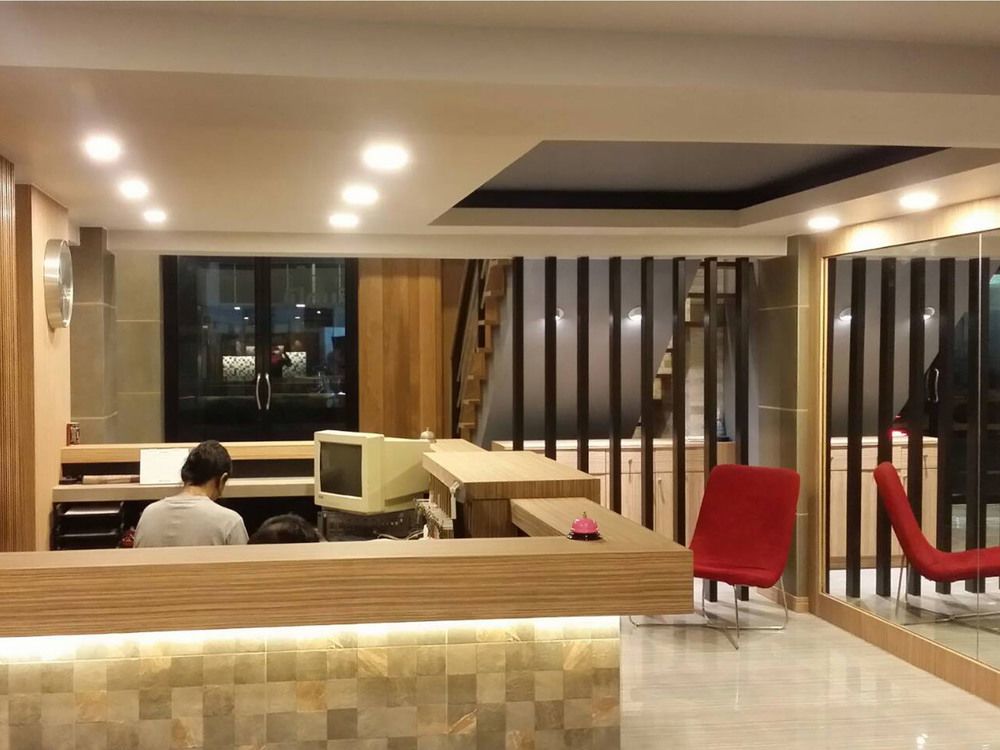 G Boutique Silom Khách sạn