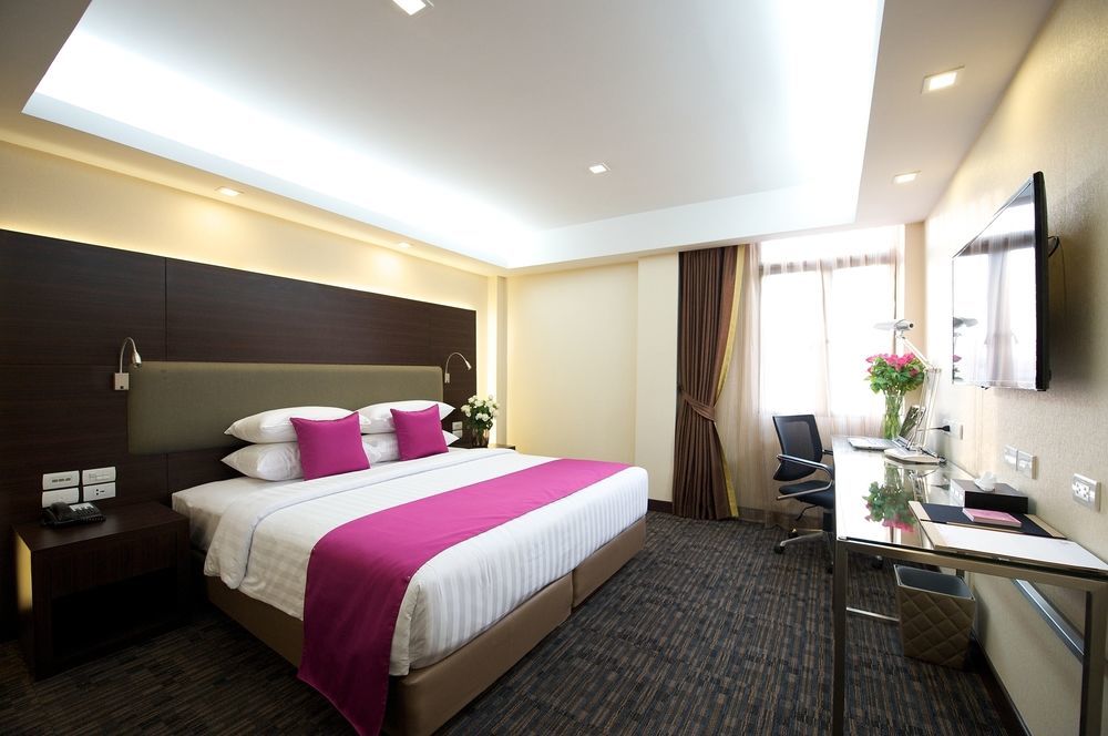 Royal Hotel 4*