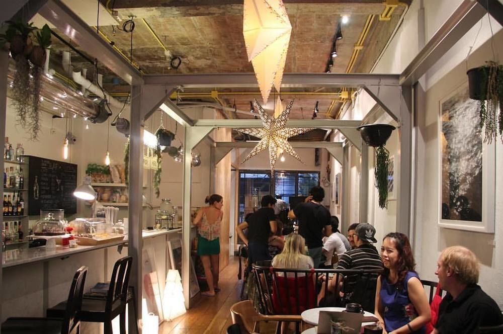 Hostal Good One Poshtel & Cafe Bar
