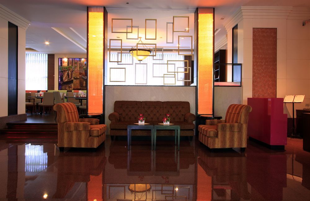 Karnmanee Palace 4*