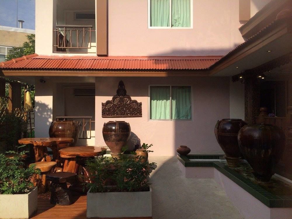 Kim At Morleng Hostal Bangkok