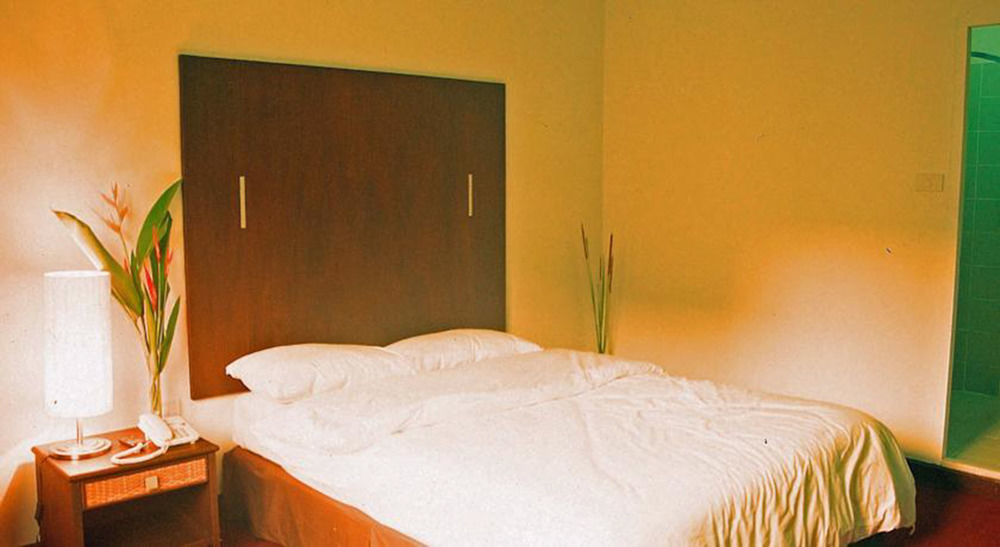 The Pavilion Place 3* Bangkok