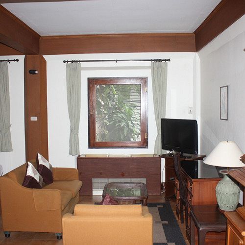 Aparthotel House By The Pond 3*