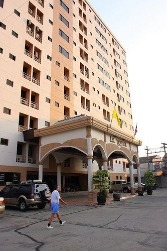 Js Tower 3*