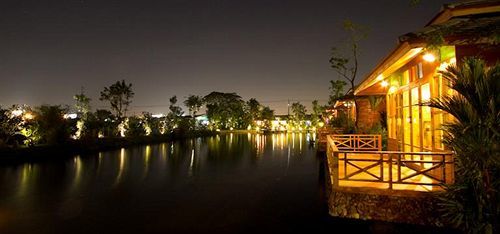 Jumpunta Gardenview Hotel