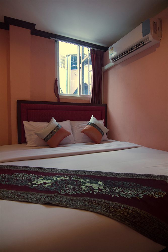 Hotel Sky 1 2*