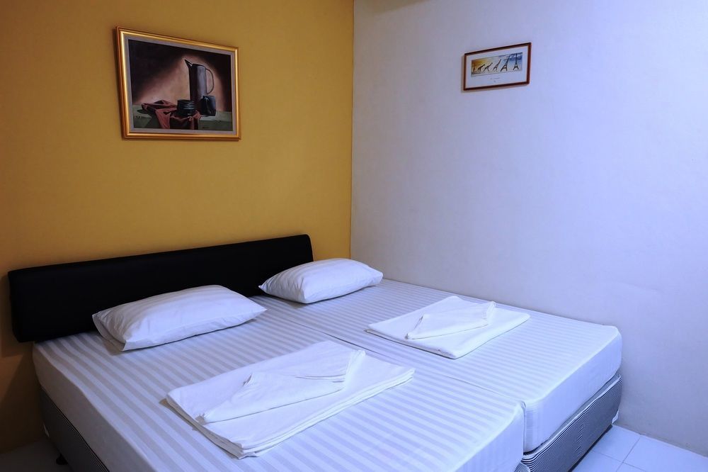 Sleep Dee Albergue *
