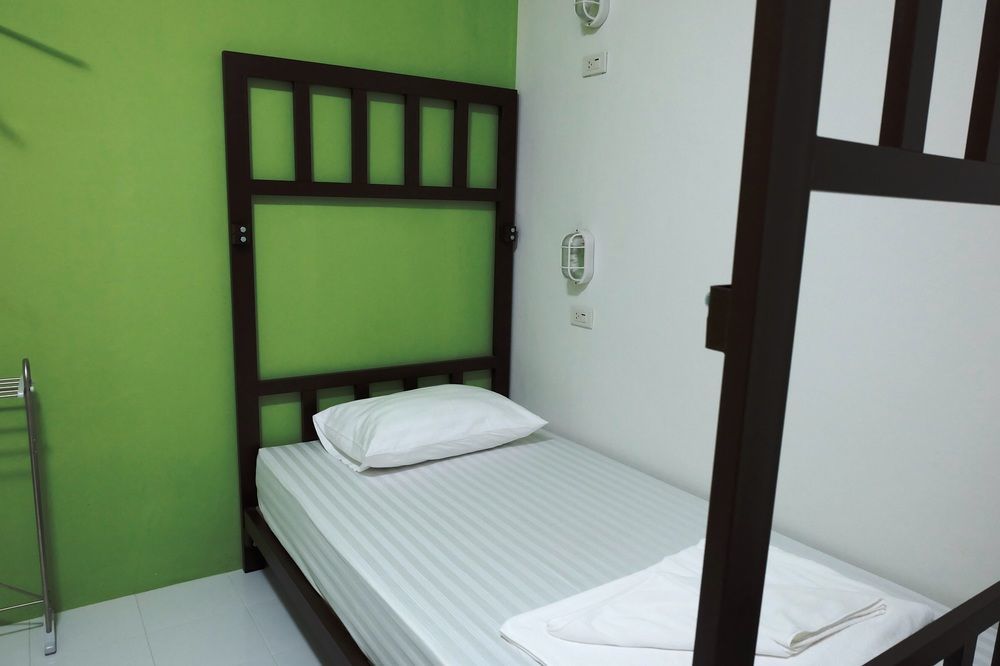 Sleep Dee Albergue