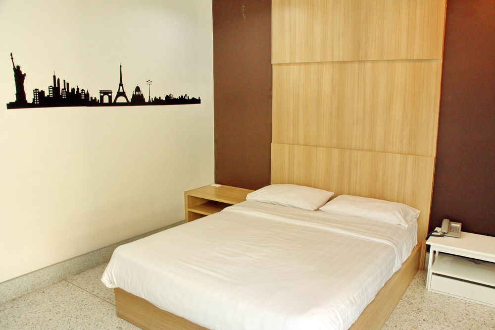 Hotell The Fifth 2*
