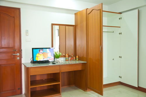 Golden House @ On-nut Station