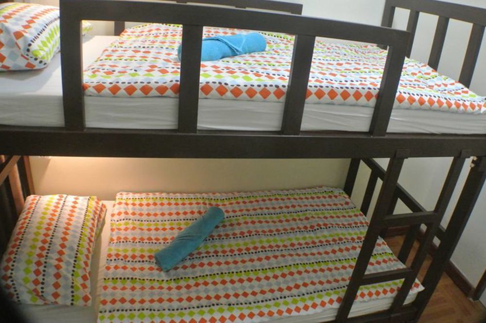 Hostel Bed Dee Time *