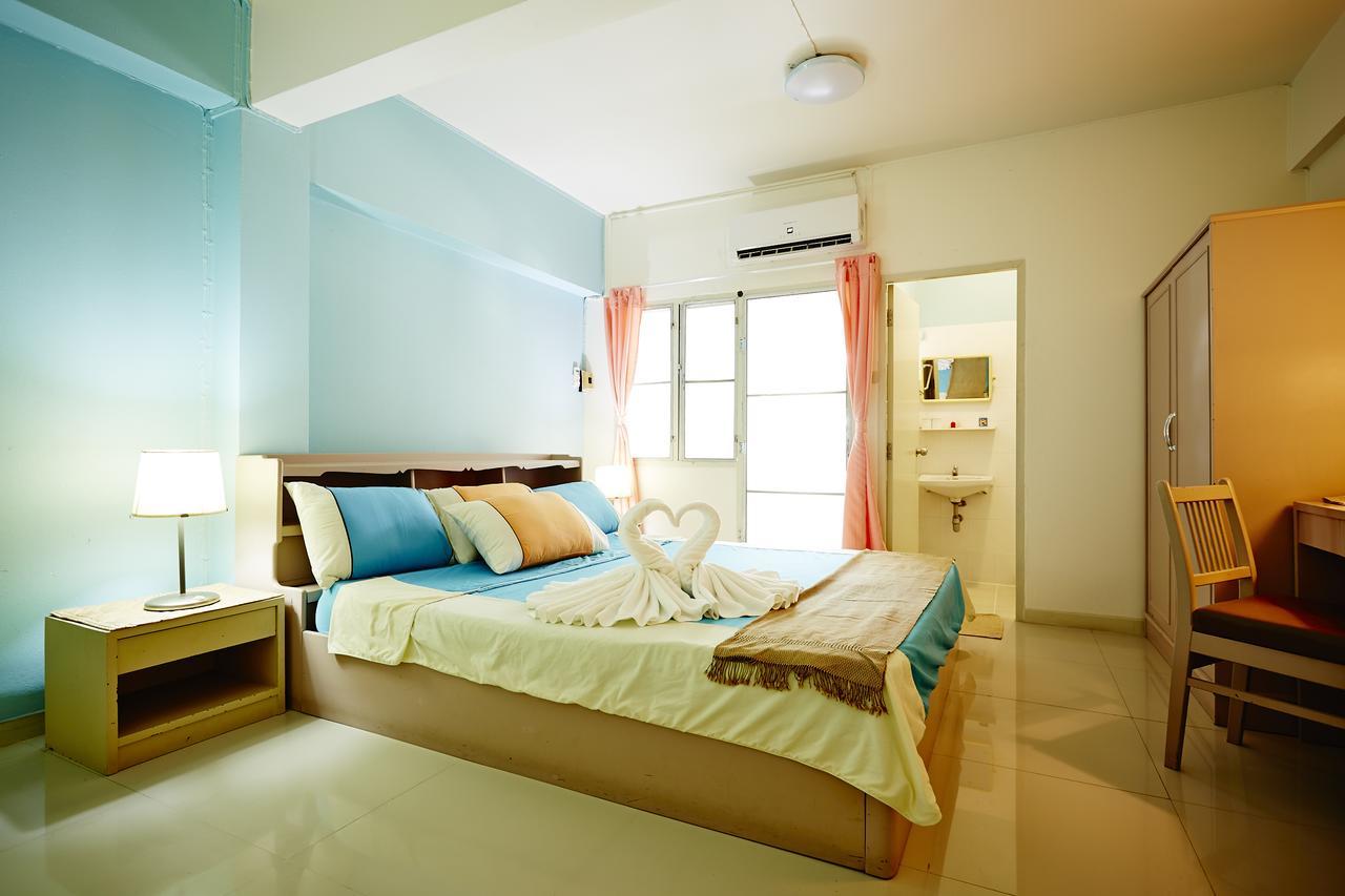 Hotel We Train Don Muang Bangkok