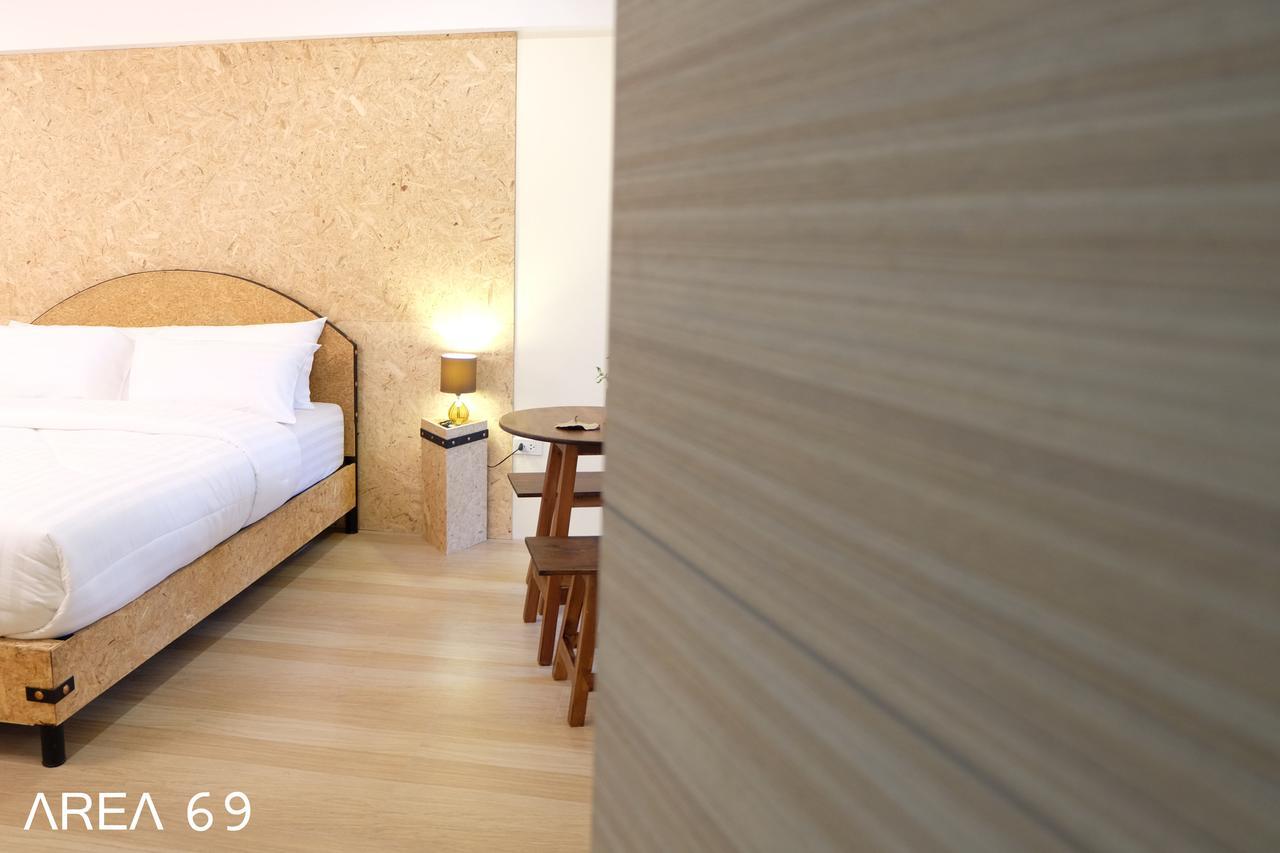 Area 69 Aparthotel