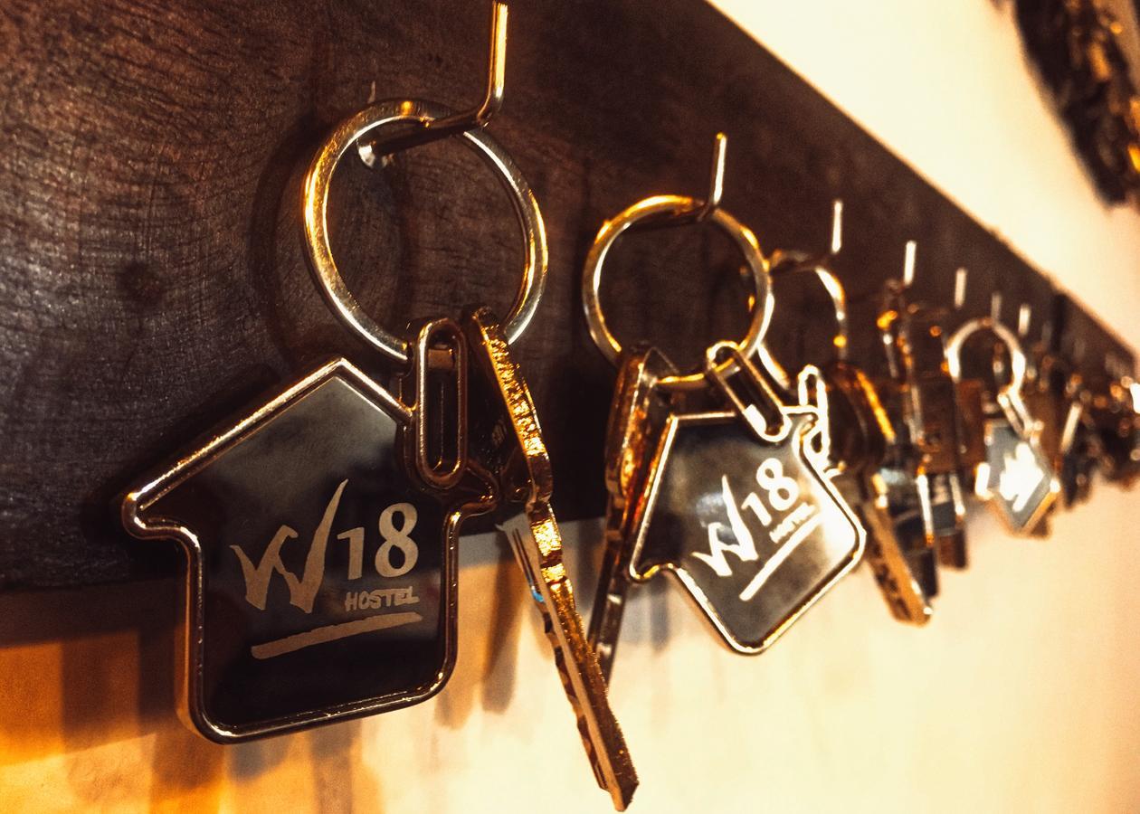 W18 Hostel Bangkok