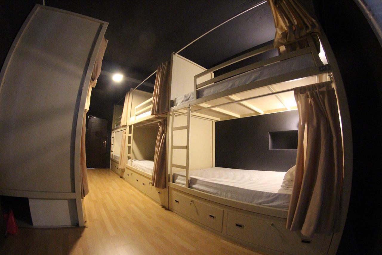 W18 Hostel *