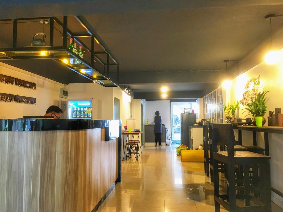 Hostel W18 *