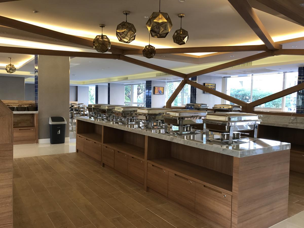 Zircon Hotel