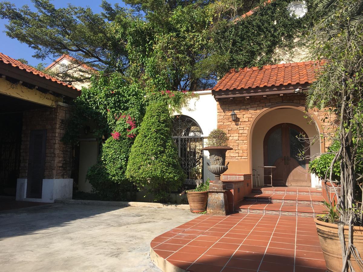 Prompimarn Toscana Guest house 3*