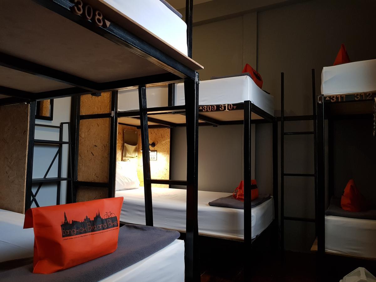 Bed And Bike Hostel *