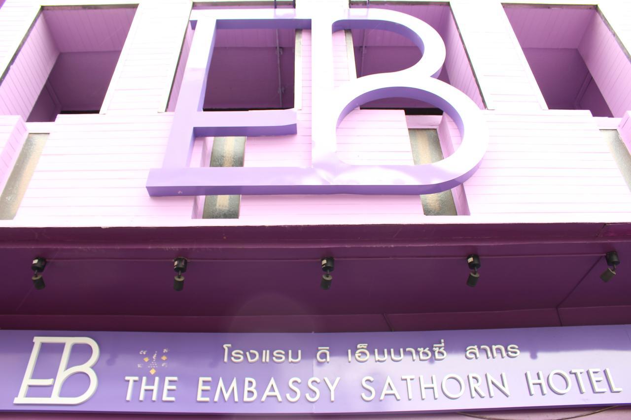 Khách sạn The Embassy Sathorn 3*