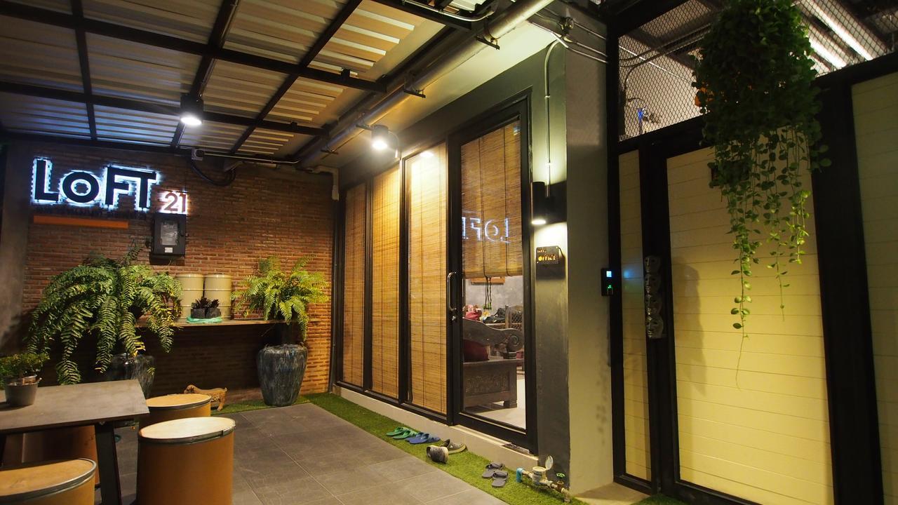 Loft 21 Romklao Bangkok