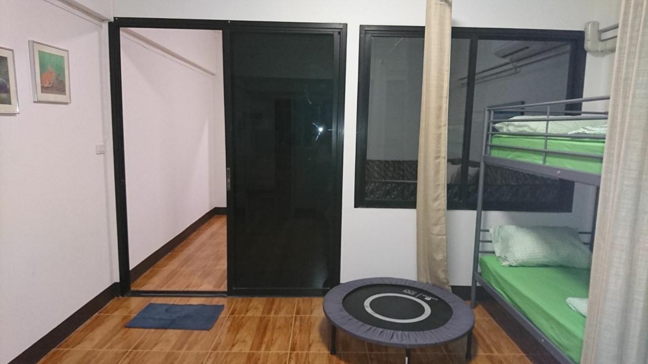 Skb Mansion Close To Mrt In Hua * Bangkok