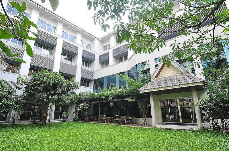 Khách sạn Christian 3*