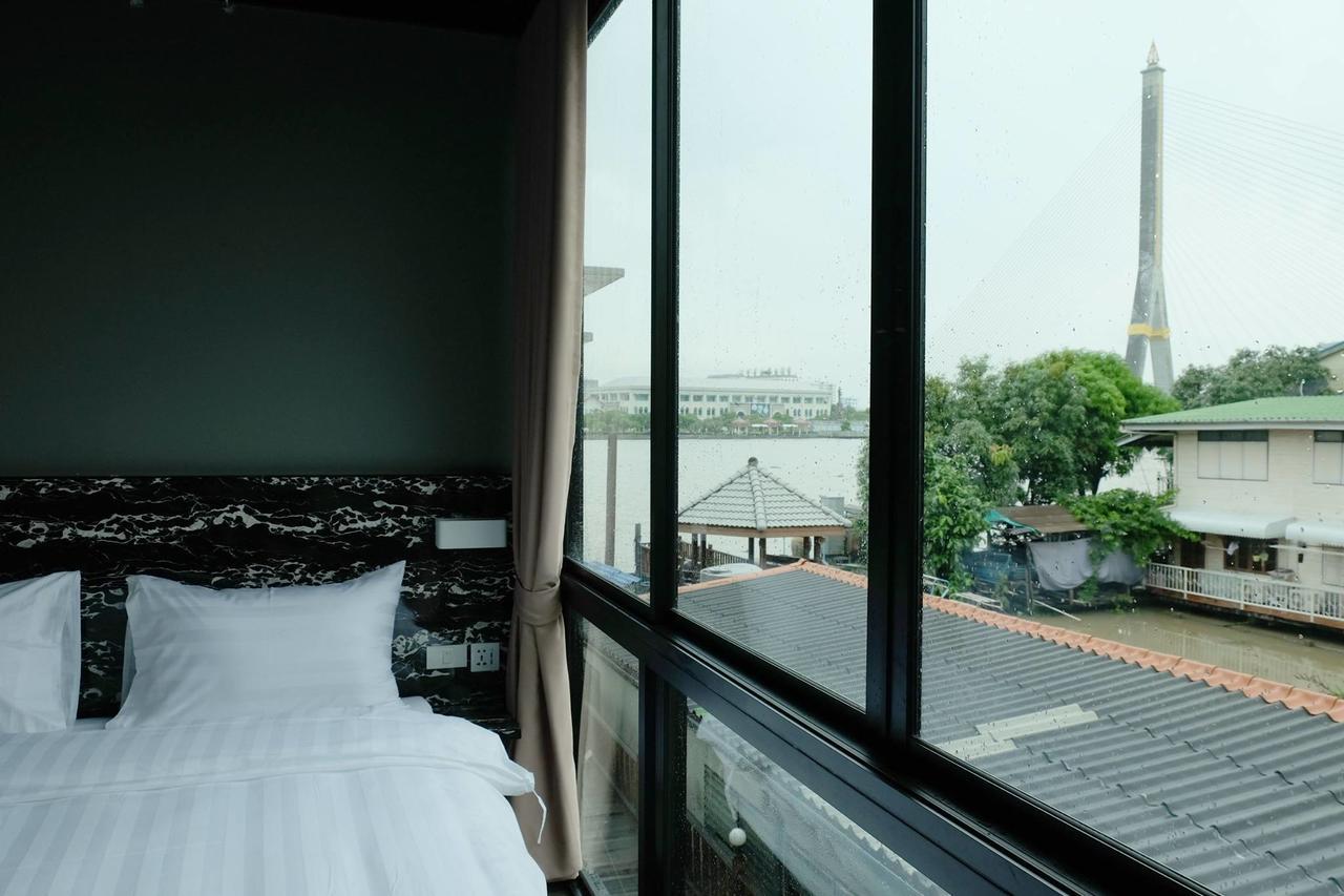 V Varee Bangkok