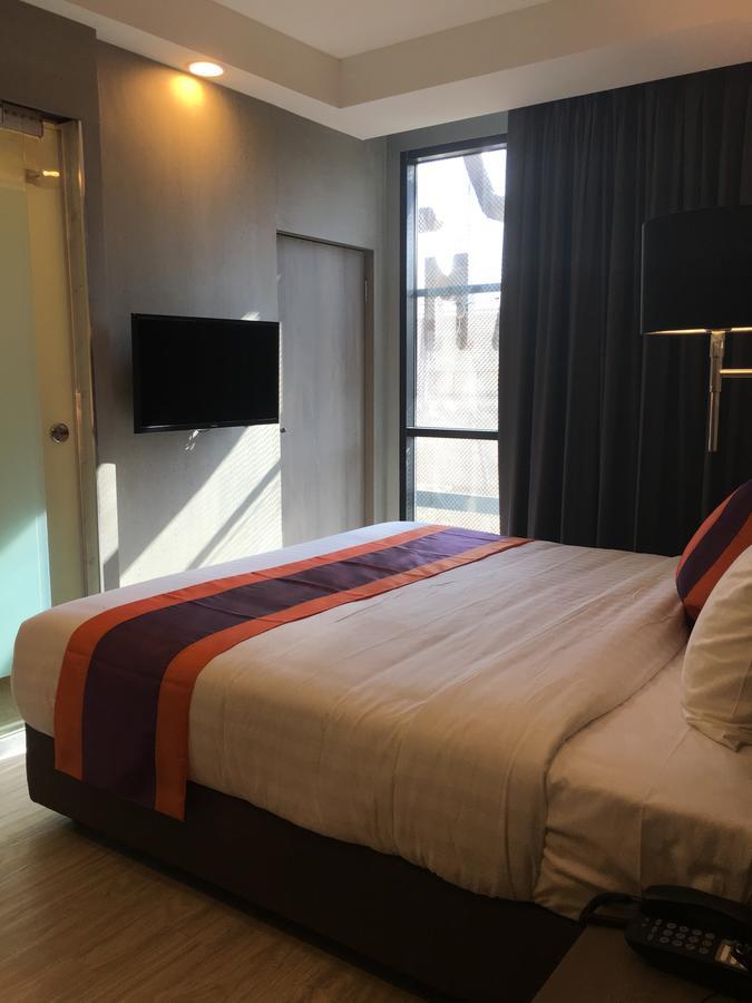 Hotel Estudio Ekamai 3*