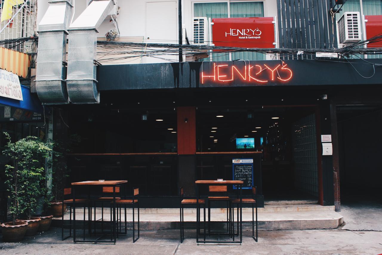 Henry's & Gastropub 3* Bangkok