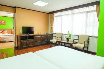 Yellow Ribbon Hills, Boutique Hotel