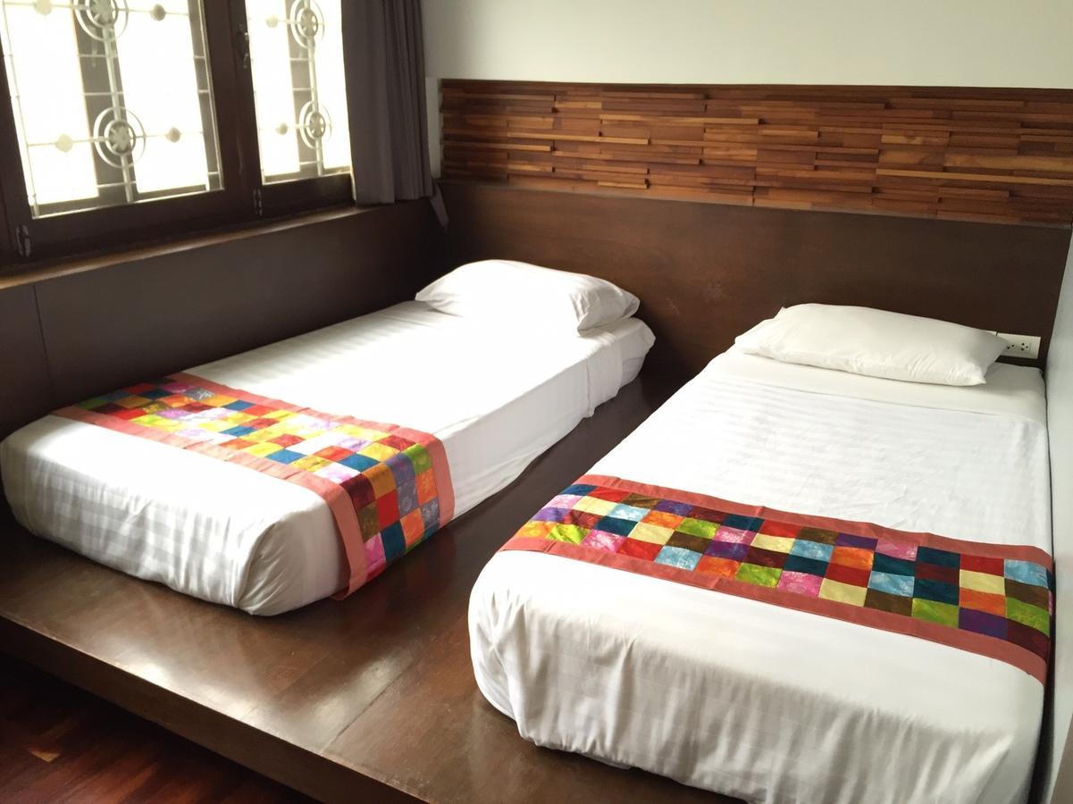 At One Hualampong 3*