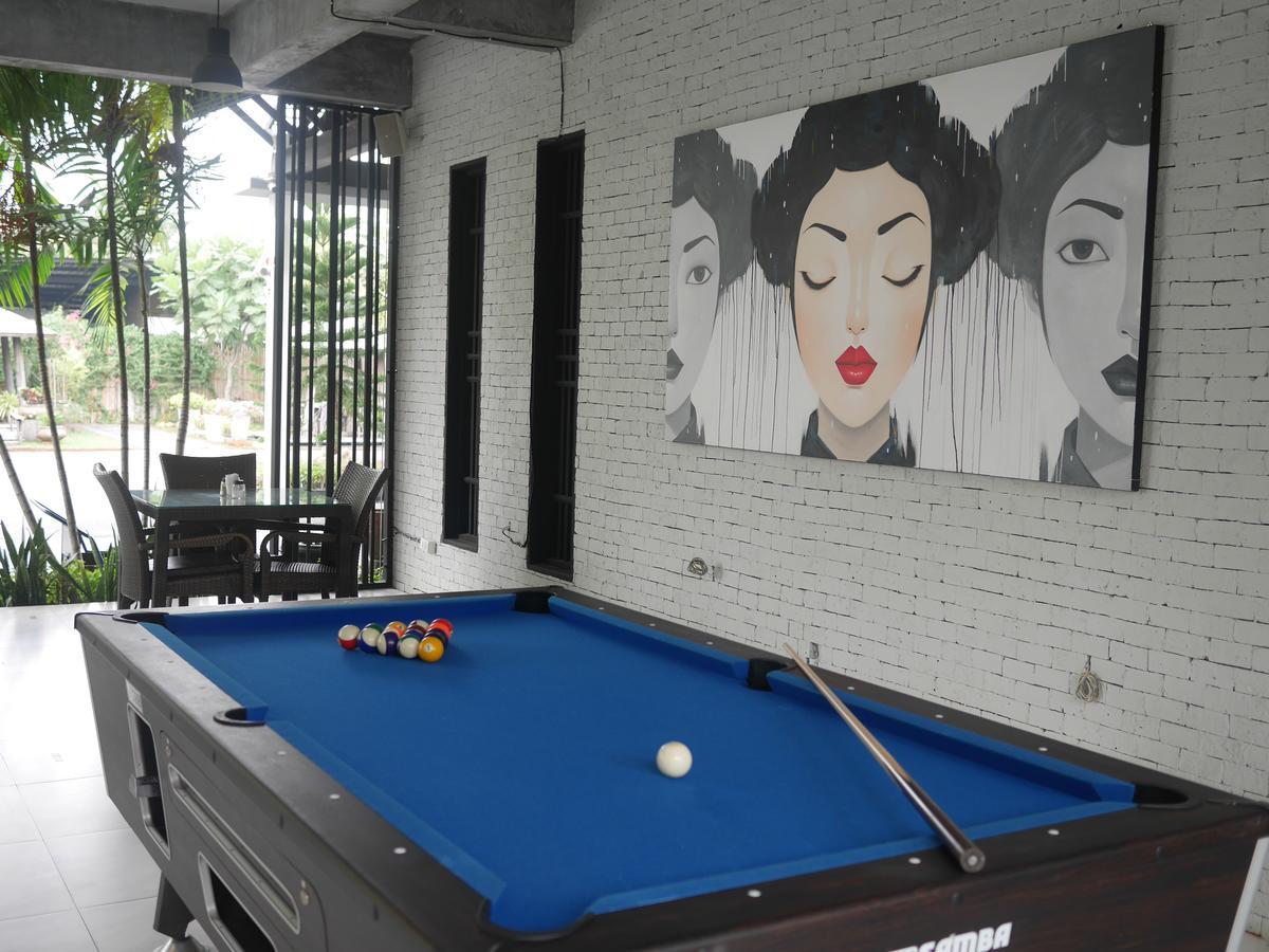 Khách sạn Paragon 4*