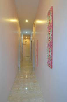 Orchid Hostel *