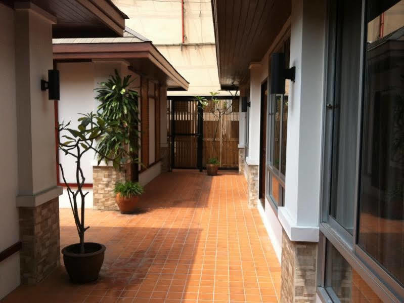 W 21 Khách sạn